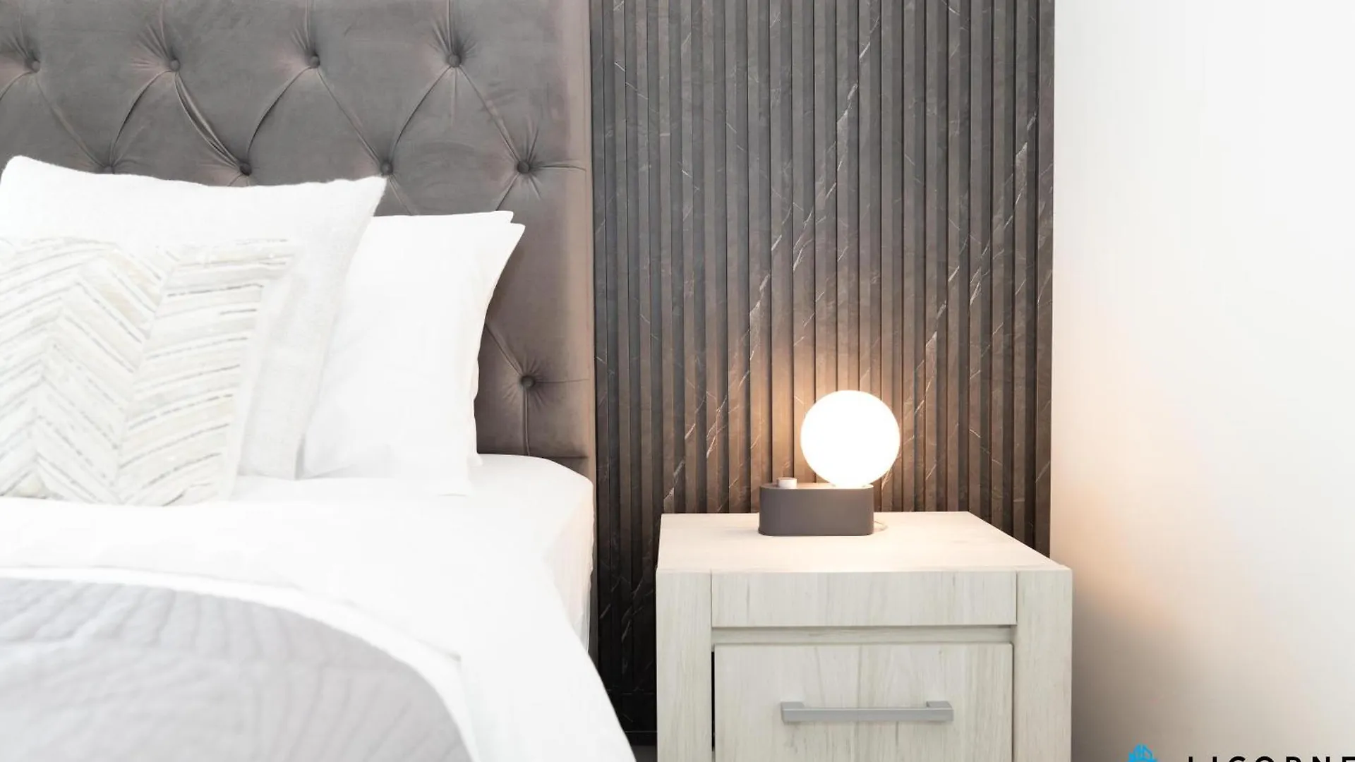 Stunning 2Br Downtown, Burj Khalifa View, Next To Dubai Mall - Downtown Views Ll 0*,  United Arab Emirates